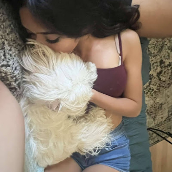 Meet your Posher, Carmela - Picture 1 of 1